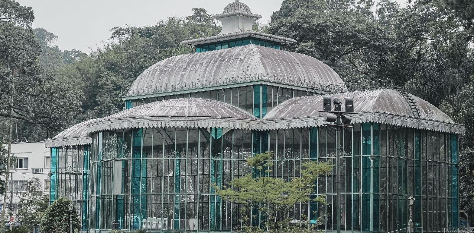 Palácio de Cristal em Petrópolis, construção de ferro e vidro do século XIX